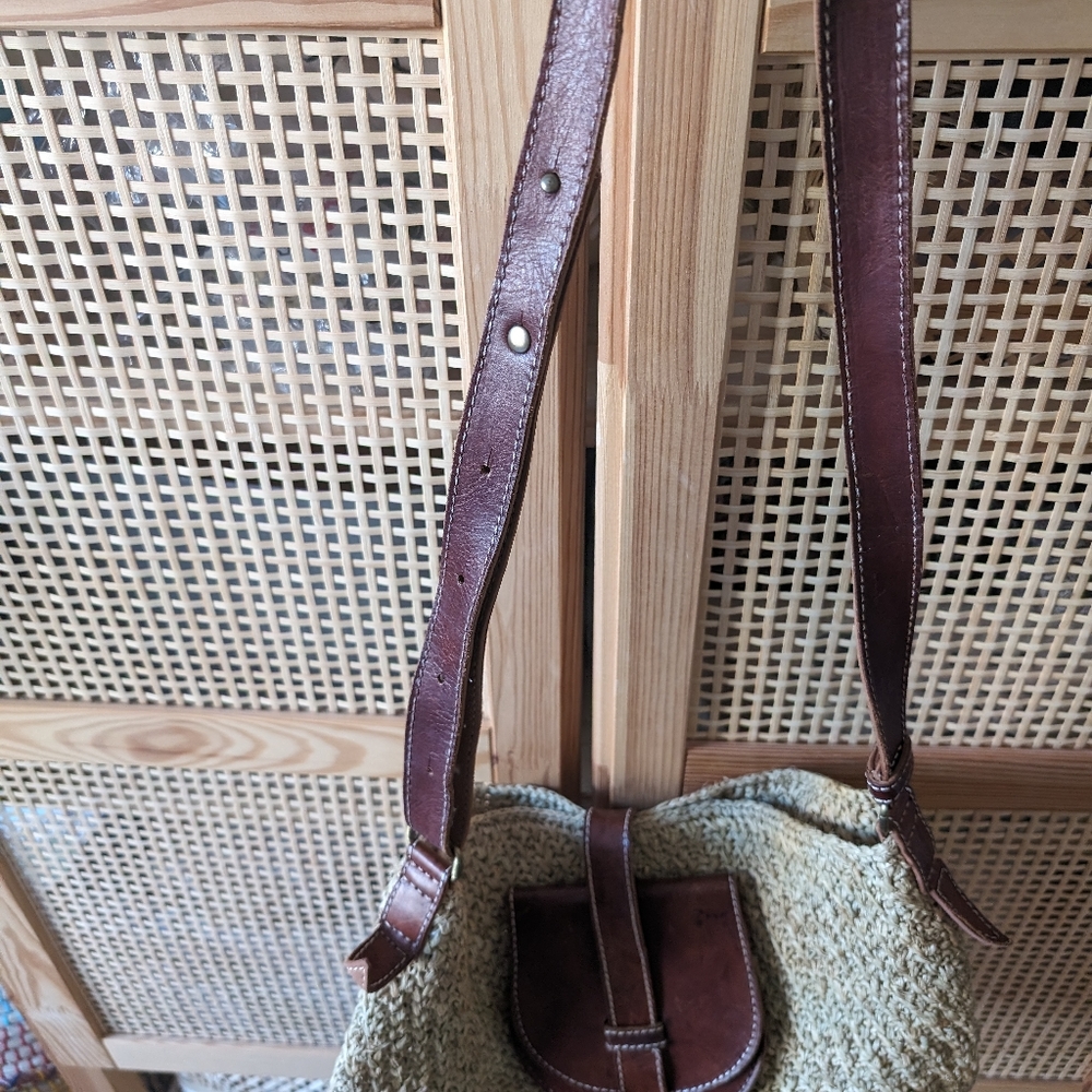Raffia bag with leather strap - Picture 6 of 6